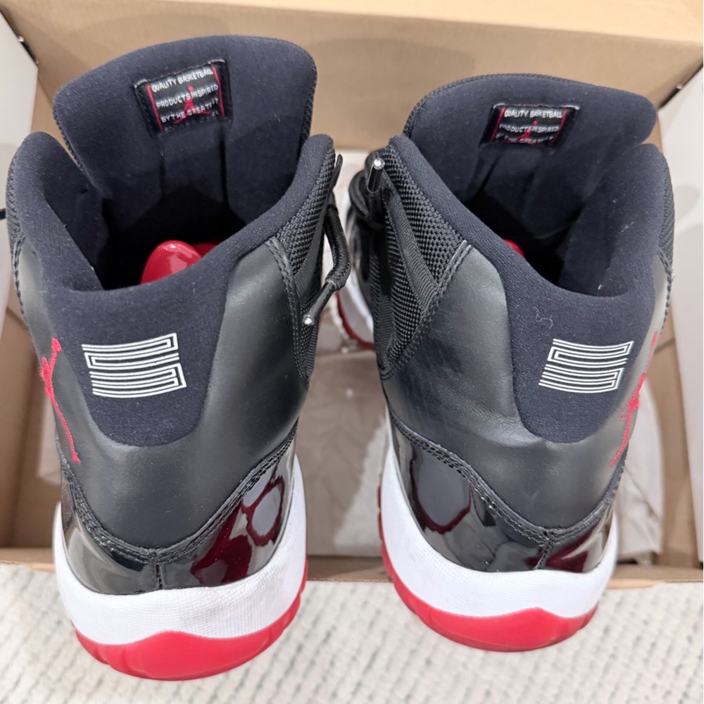 Nike Air Jordan 11 Retro Playoffs Bred 2012 - Picture 2 of 6